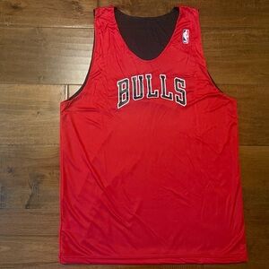 Chicago Bulls NBA Basketball Reversible Warm Up Practice Jersey - Men’s L - New!